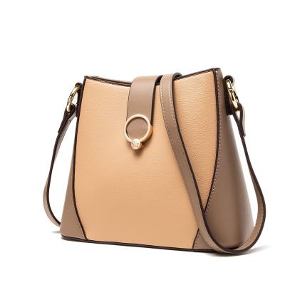 China PRETTYZYS New Fashion High Quality High Capacity Women's Wholesale Fresh Cross Square Purse Bag - Body Bag for sale