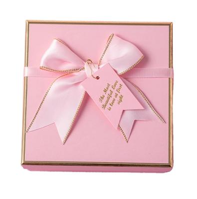 China Luxury Pink Magnet Cover Dress Carton With Folding Magnetic Seal Gift Box for sale