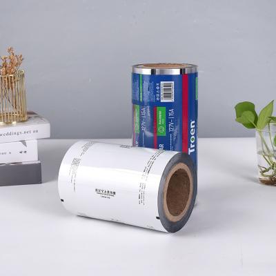 China 2023 Arrive Metallized Film Plastic Film Roll for Sachet Packaging Film Moisture Proof for sale