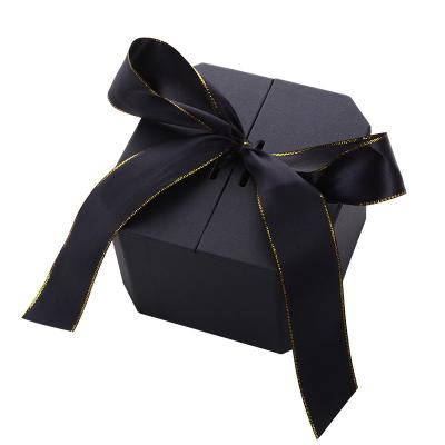 China Custom Boutique Luxury Matt Jewelry Gift Box with Magnetic Closure and Black Ribbon for sale