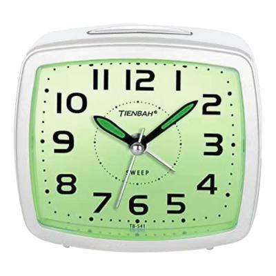 China LUMINOVA High Quality Super Silent Battery Operated Luminous Dial Illuminate Nap Light Bedside Analog Alarm Clock for sale