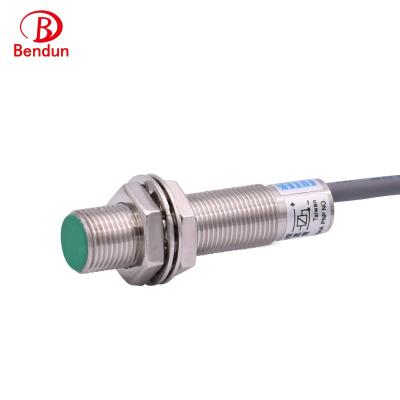 China Hot Sale Fotek KM12-02P PNP Cylindrical Recessed Position Sensor Proximity Sensor Inductive Switch for sale