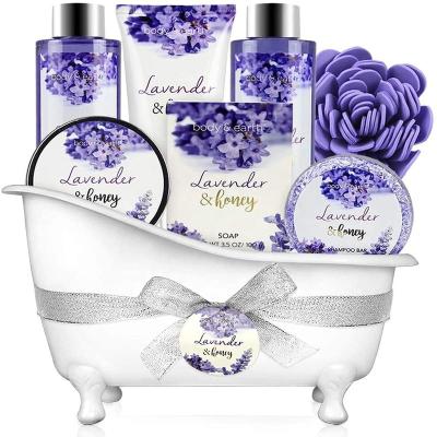 China Barber Shop Women Bath Set Lavender& Honey Scent Spa Gift Baskets with Bubble Bath Shower Gel Body Lotion Bath Salt for sale