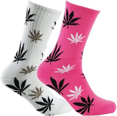 China QUICK DRY Custom Logo Smoke Accessories Designs White Green Leaves Weeds Socks for sale