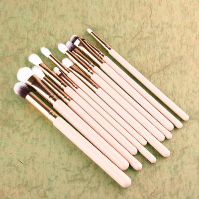 China Angular Blush 12 Pcs Cute Eyeshadow Makeup Brush Set Professional Pink Makeup Tool Kit Make Up Brush Set for sale