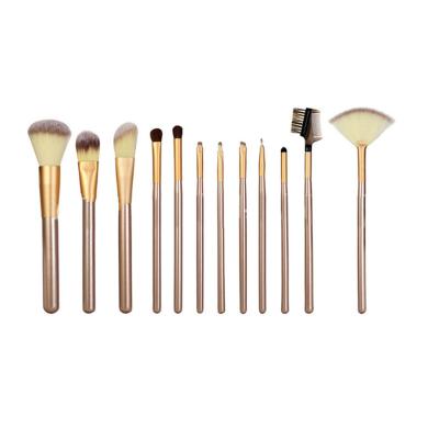 China Angular Blush Gold 12 Pcs Cute Makeup Brush Set Professional Makeup Tool Kit Make Up Brush Set for sale