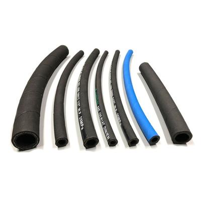 China Oil Shaped Fluids Factory Direct Sale SAE/DIN Standard Flexible Rubber Hose For Fuel Oil for sale