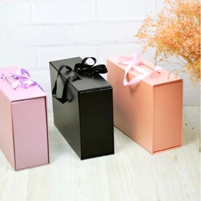 China New Sale Recycled Materials Gift Box Suitcase Gift Box 2022 Luxury Gift Box for sale