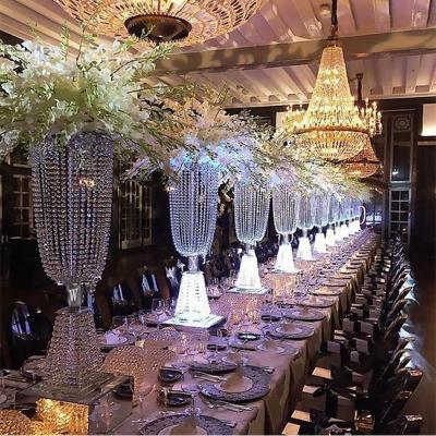 China Unique Romantic Luxury Acrylic Crystal Bead Curtain Flower Stand Centerpieces for Wedding Table with Crystal for sale