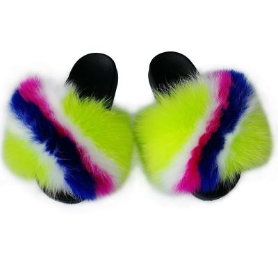 China 2020 fashion trend new fashion comfortable luxury atmosphere lady's fur slippers beautiful for sale