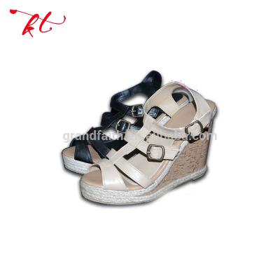 China 2018 Sandals, Girls High Heel Relaxation New Product High Quality Jeweled Sandals for sale