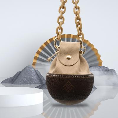 China New Styles High Quality Luxury Coconut Shell Crossbody Bags Purses Ladies Handbags Coconut Shell Women Handbags for sale