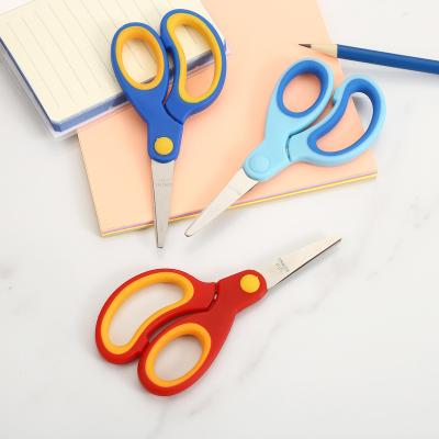 China Safety Blade Yangjiang Factory Tip Kids Scissors Blunt Safety For Craft With Soft Handle Kids Scissors Back To School Supplies for sale