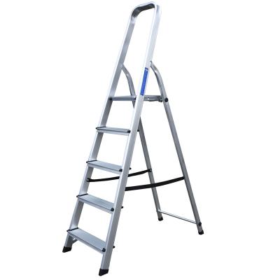 China Aluminum Folding Ladders EN131 Approved 5 Step Household Kitchen Folding Store Indoor Modern Ladder AF0305D for sale