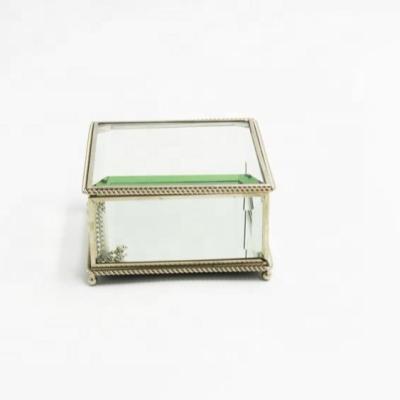 China Jewelry Package Metal Sliver Pattern Glass Clear Decorative Jewelry Box With Mirror for sale