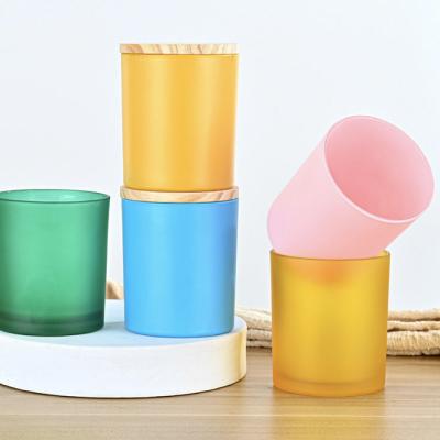 China Wholesale Colorful Frosted Glass Wax Holder Candle Jars With Bamboo Lid For Home Direction And Gift for sale