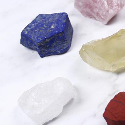 China China Wholesale Crystal Gem Mineral Quartz Natural Crystals Healing Stones Crafts Gifts for sale