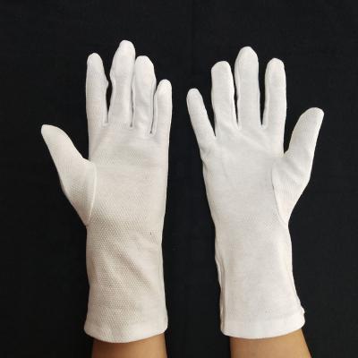 China Ceremonial White Cotton Long Wrist Hand Gloves Safe Grip Glove For Santa Claus for sale