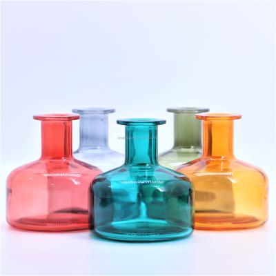 China Gift & YZ-9710# 200ml Wholesale Craft Vintage Essential Oil Reed Aroma Diffuser Glass Decorative Bottle for sale