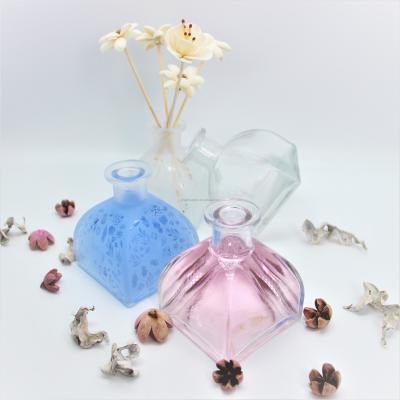 China Gift & YZ-8012# 200ml Craft Perfume Essential Oil Glass Bottle Reed Diffuser Aroma Scent Frosted Design Glass Bottle. for sale