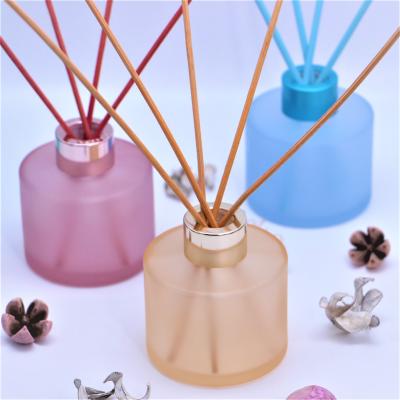 China Gift & Craft YZ-048# 100ml Round Shape Aroma Perfume Reed Diffuser Glass Frosted Bottle for sale