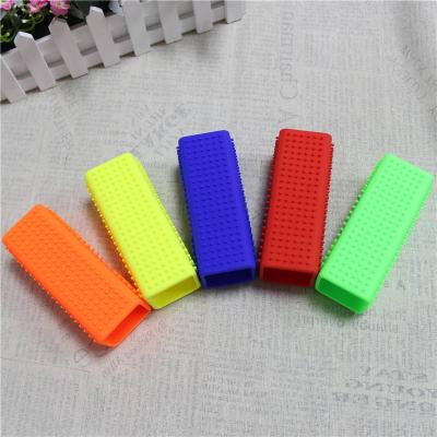 China Stabilized Dog Hair Remover Fiber Remover Silicone Brush Dog Grooming Pet Viable Reusable Soft Sticky Brush Dog Supplies for sale