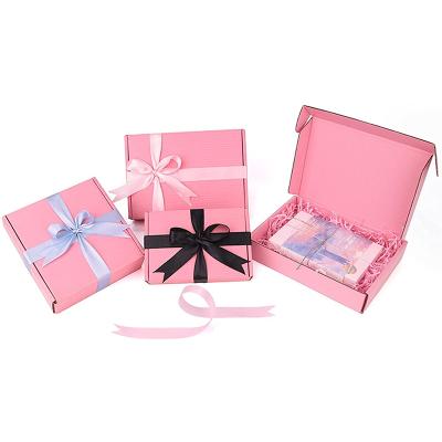 China Recycled Materials New Arrival Elegant Custom Paper Cardboard Paper Box For Christmas Gift for sale