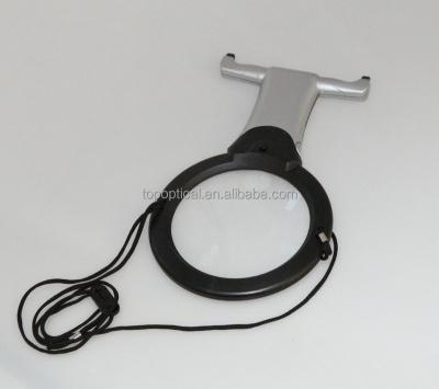 中国 ABS& good quality arcrylic embroidered hanging LED magnifier nail lamp 3x6x and pmma lens hands free magnifier 販売のため