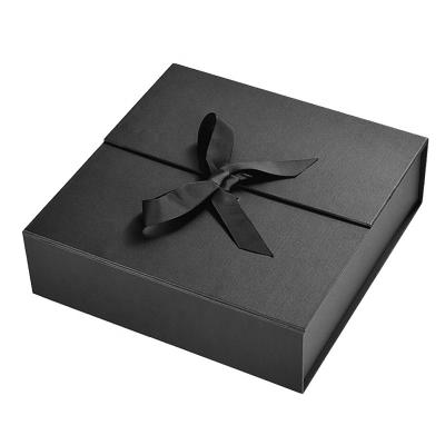 China Recyclable One Piece Flip Gift Box With Logo Printed Magnetic Folding High End Gift Box for sale