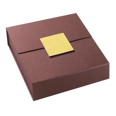 China Oversized Recyclable Blank Box Wholesale Folding Apparel Gift Box for sale