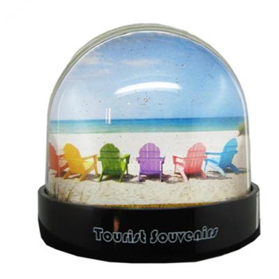 China Europe OEM Cheap Plastic Magnet Insert Photo Frame Acrylic Snow Globe For Photo Fridge Magnet Snow Globe for sale