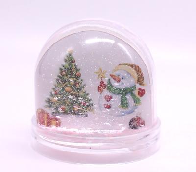 China Custom Photo OEM Europe Water Frame Acrylic Plastic Globe Gift Cheap Snow Globe for sale