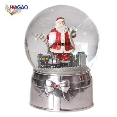 China Around the World Glass Water Ball, Custom Snow Globe, Christmas Water Snow Globe for Keepsake for sale