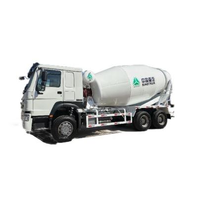 China 2012 Year Used HOWO Concrete Mixer with 95kw/2400rpm Engine Affordable for sale