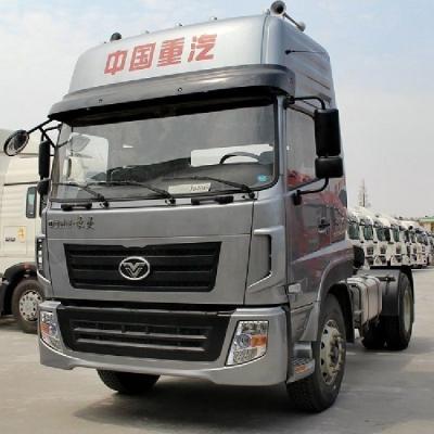 Cina Stock Usato SinoTRUK Hauman Camion pesante speciale Camion testa 4*2 6*4 Camion trazione CHG GNL in vendita