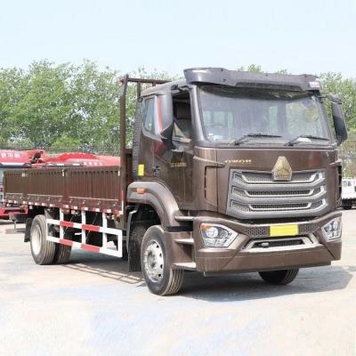 China 23 Hot Boutique Used Cars SINOTRUCK HOWo NX Medium Card 220hp 4X2 6.75m Hurdle Truck for sale