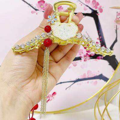 China Updo Jane 2021 New Gold Clear Hair Claw Clips Large High Quality Metal Heart Hair Claw Clips Deeply Sparkly for sale