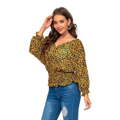 China Ladies Plus Size Chiffon Floral Tops 95% Polyester 5% Spandex Casual Long Sleeve Deep V Neckline New for sale