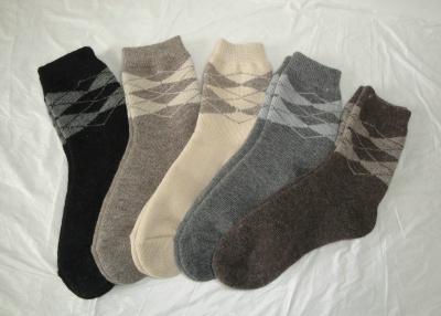 Chine Chaussettes chaudes respirables de laine d'alpaga de jacquard avec 35 - UE 48 classent à vendre