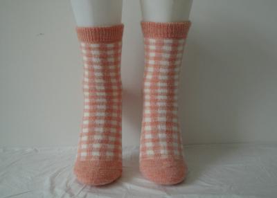 Chine Chaussettes angoras confortables de laine de dames pour la longueur de pied 22CM - 29CM à vendre