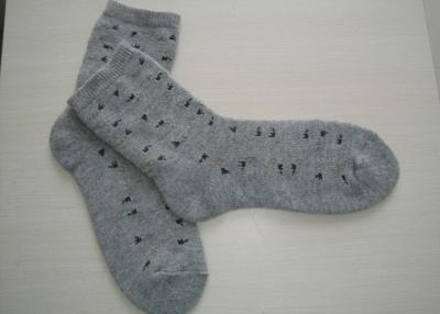 China Men's Breathable Grey Terry-loop Socks 120N With Dots Pattern For Winter for sale