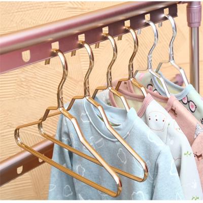 China Wholesale Durable Aluminum Color Metal Baby Doll Hangers White for sale