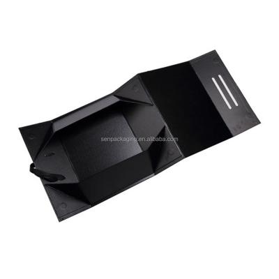 China Recyclable custom luxury cardboard box for packiging apparel, magnetic shipping carton for clothes T-shirt, large gift wrapping paper box for sale