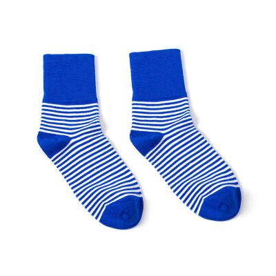 China New Style Blue Socks Sweat-absorbent Unique Soft Cozy Comfortable Women's Winter Socks Women's Warm Women's Striped Socks For Mom for sale