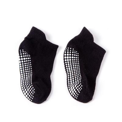 China Black Kid Breathable Kids Indoor Playground Socks Non-Skid Anti-Skid Grip Non Slip Anti Knocks Kids For Kids Indoor Playground for sale