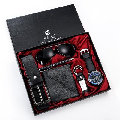 China Hotel and Resort Gift Set 2022 Hot Selling Branded Belt Wallet New Man Sunglasses Cylindrical Pen Watch Key Chain Box Birthday Luxury Men Gift Set for sale