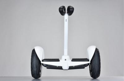 China Mini Xiaomi similar 9 dos eléctricos rueda el transporte de equilibrio de la vespa del uno mismo en venta