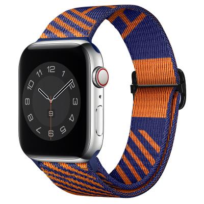 China Fabric Braided Solo Loop Fabric Nylon Sport Style Smart Watch Wrist Straps Bands For Apple Watch Iwatch Series 6 5 4 3 2 1 Se Strap for sale