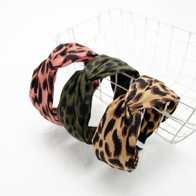 China Leopard Print Friendly Material Hot Selling All-match Headband Simple Border Headband Can Be Customized for sale