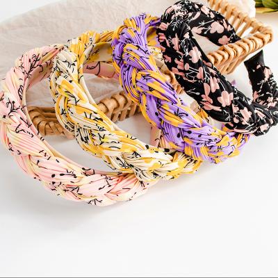 China Fashionable Cool Pink Printing Headband Friendly Material Knotted Fabric Headband On Wide Side Can Be Customized for sale